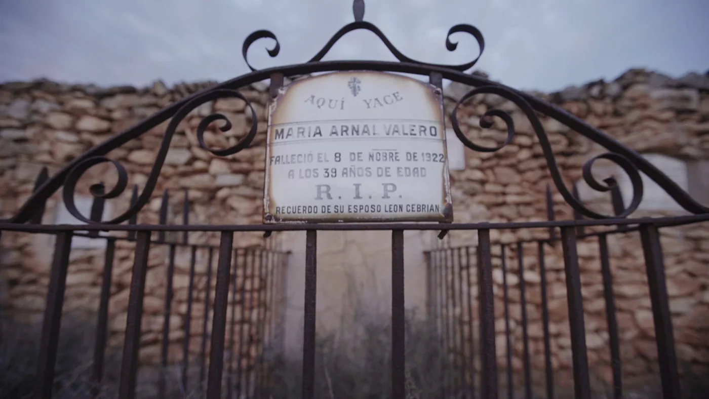 El cementerio donde no reina el descanso eterno